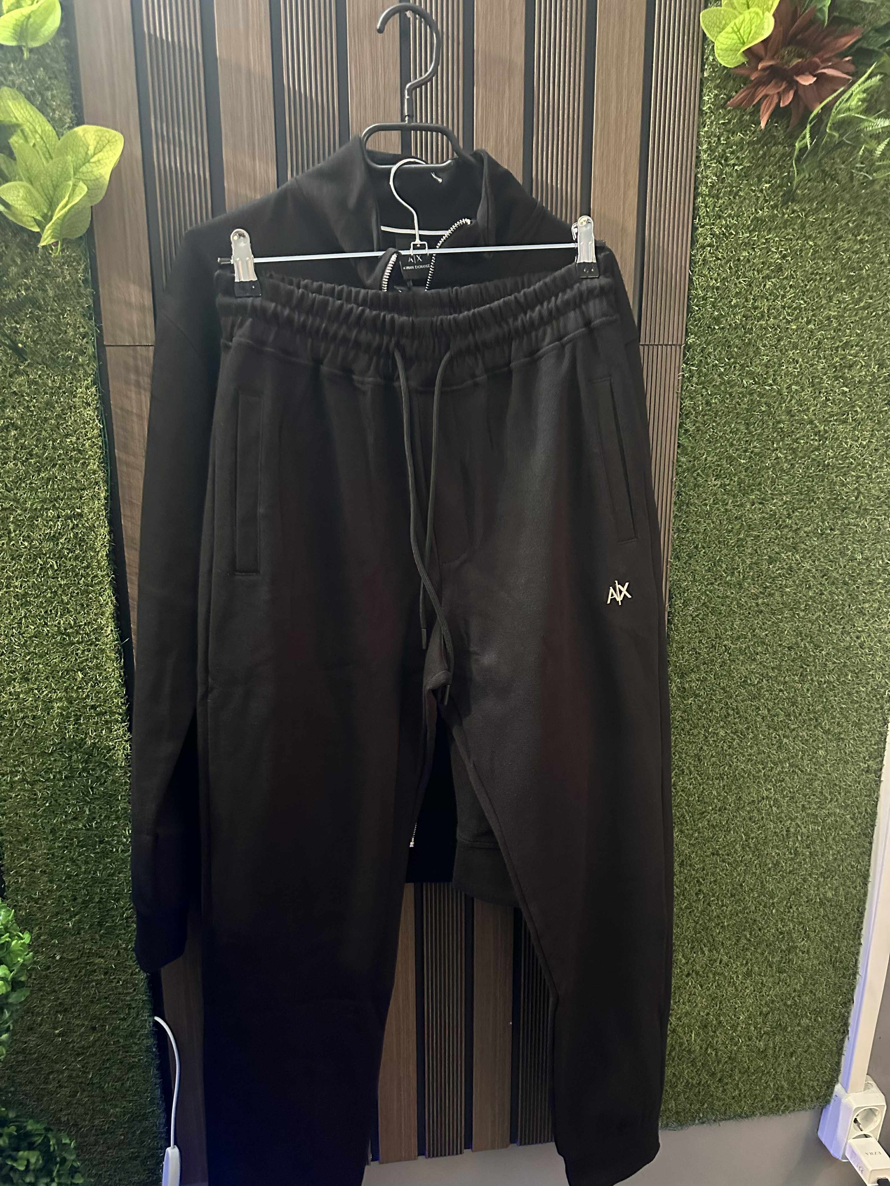 Анцунг Armani Exchange Top