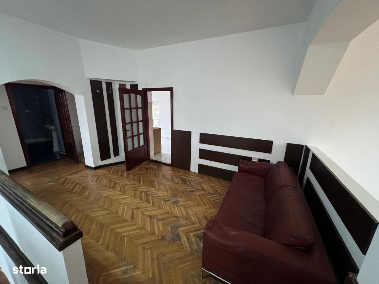 Zona Centru Vechi - Ap. 3 camere, et. I + 2 parcari