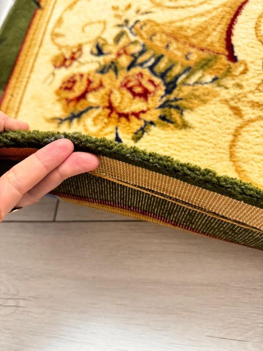 Ковёр в отличном состоянии