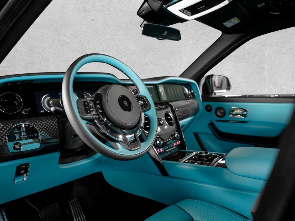Rolls-Royce Cullinan Black Badge 4 Seat