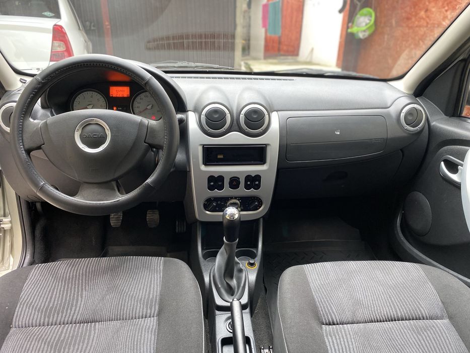 Dacia Sandero Laureat 1.4 MPI 83.000 KM