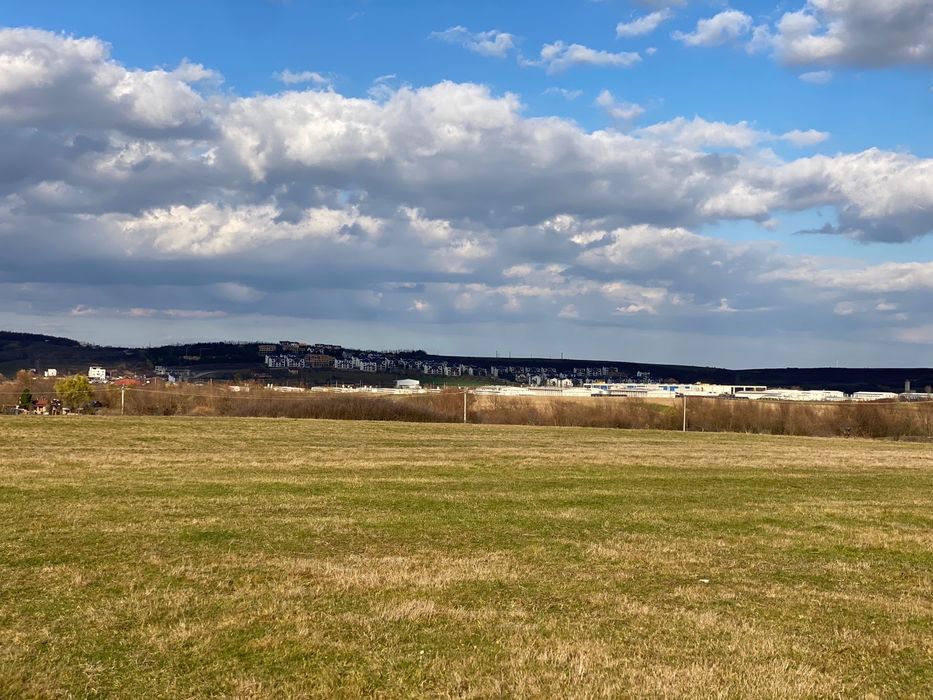 Teren de vanzare 500 mp in