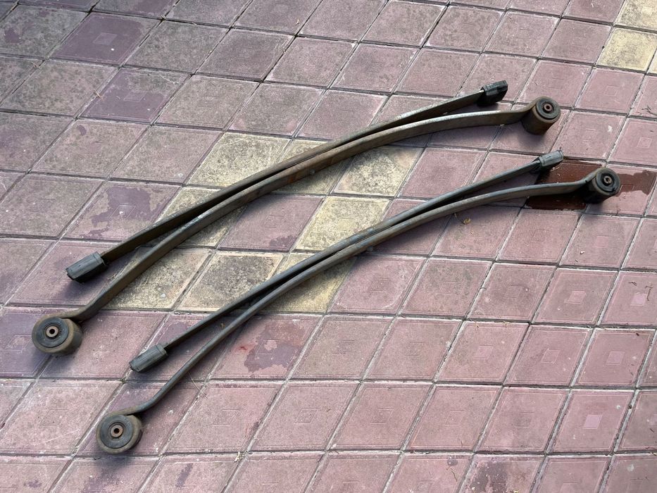 Arcuri spate Mercedes Sprinter 2007-2015