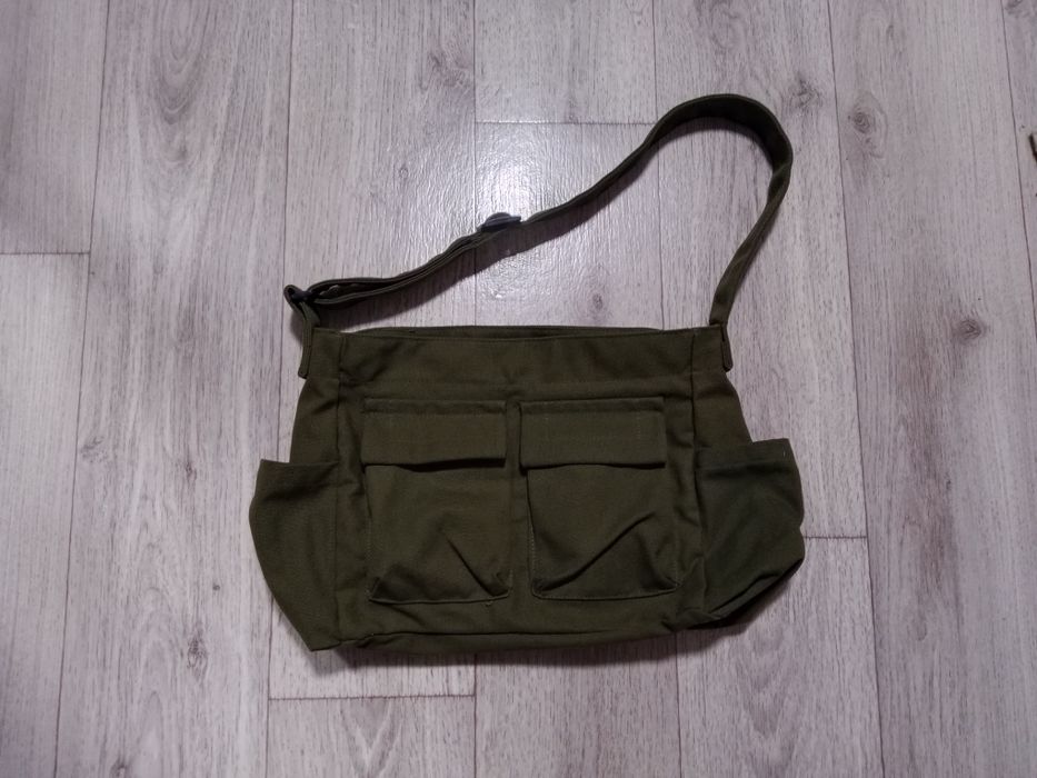 Сумка y2k цвета хаки
