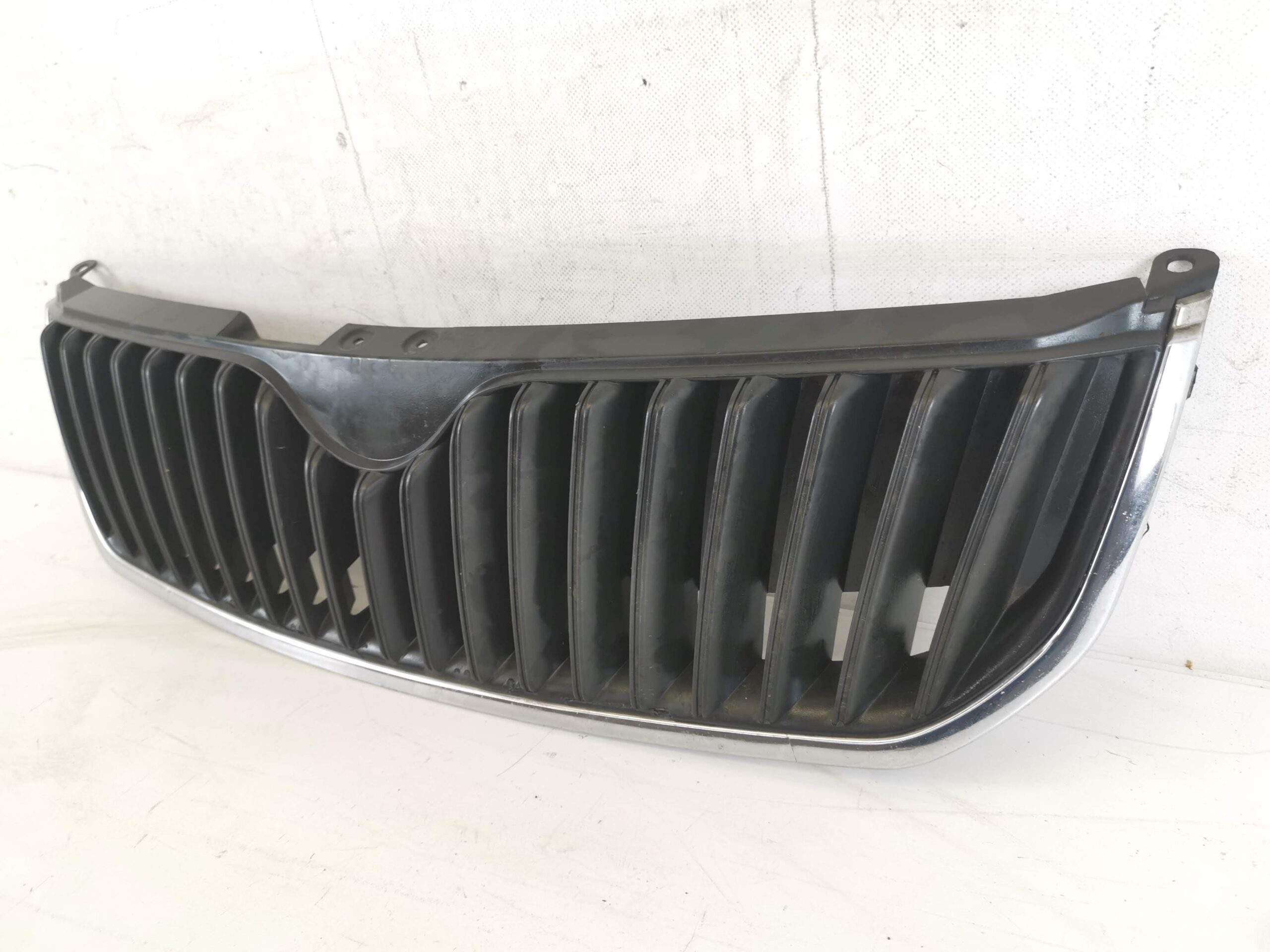Радиаторна решетка Шкода Суперб 2 / Skoda Superb 2 [ - ] Оригинална