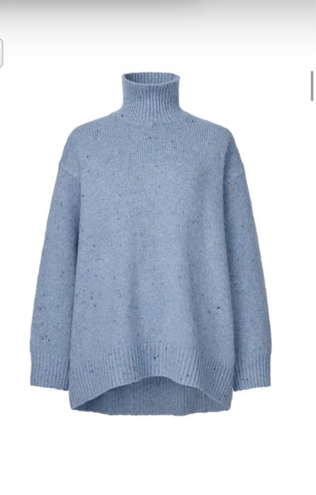 Новая свитер Uniqlo