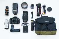 Kit foto/video Canon 600D cu blit Canon 430EX