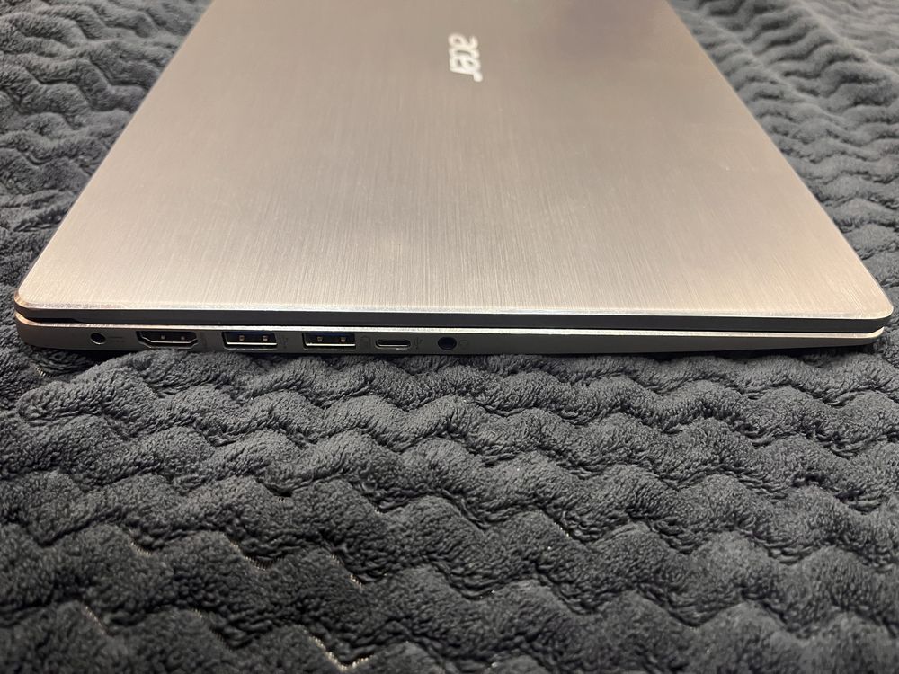 Acer swift 3 / 12gb оперативной памяти, 512 ssd, ryzen 3500u