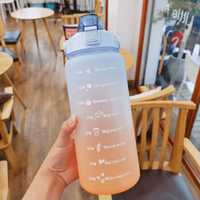 2L непропусклива бутилка за вода със сламка без BPA