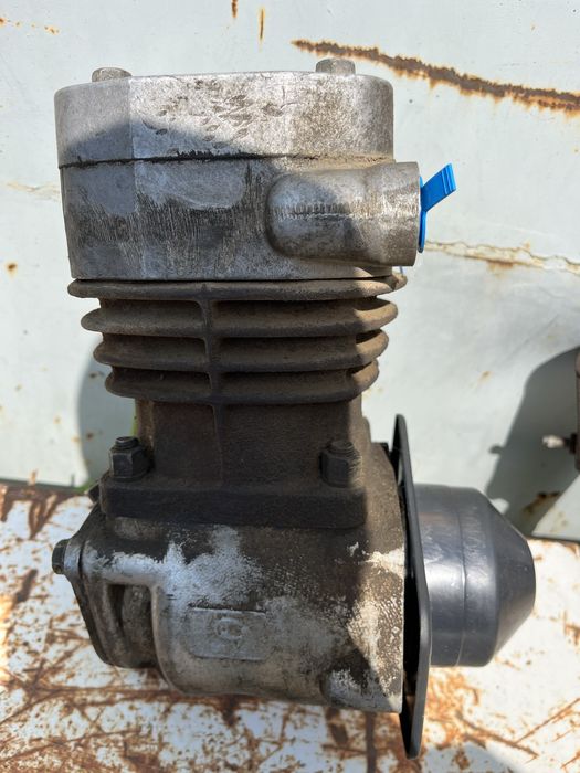 Компрессор на камаз оригинал