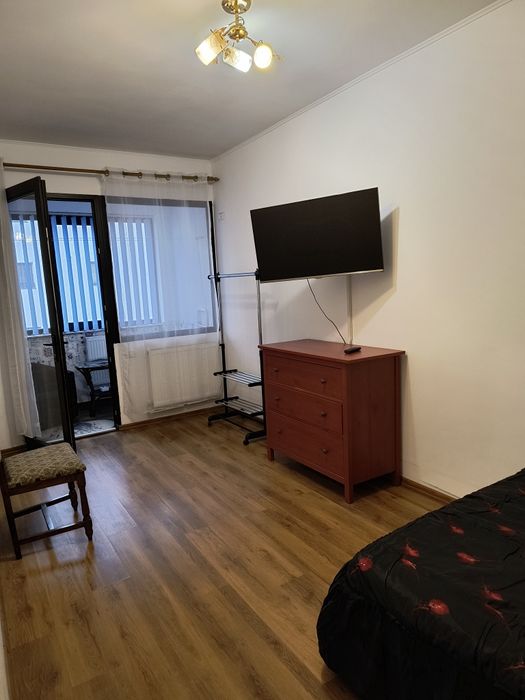 Închiriez apartament 2 camere