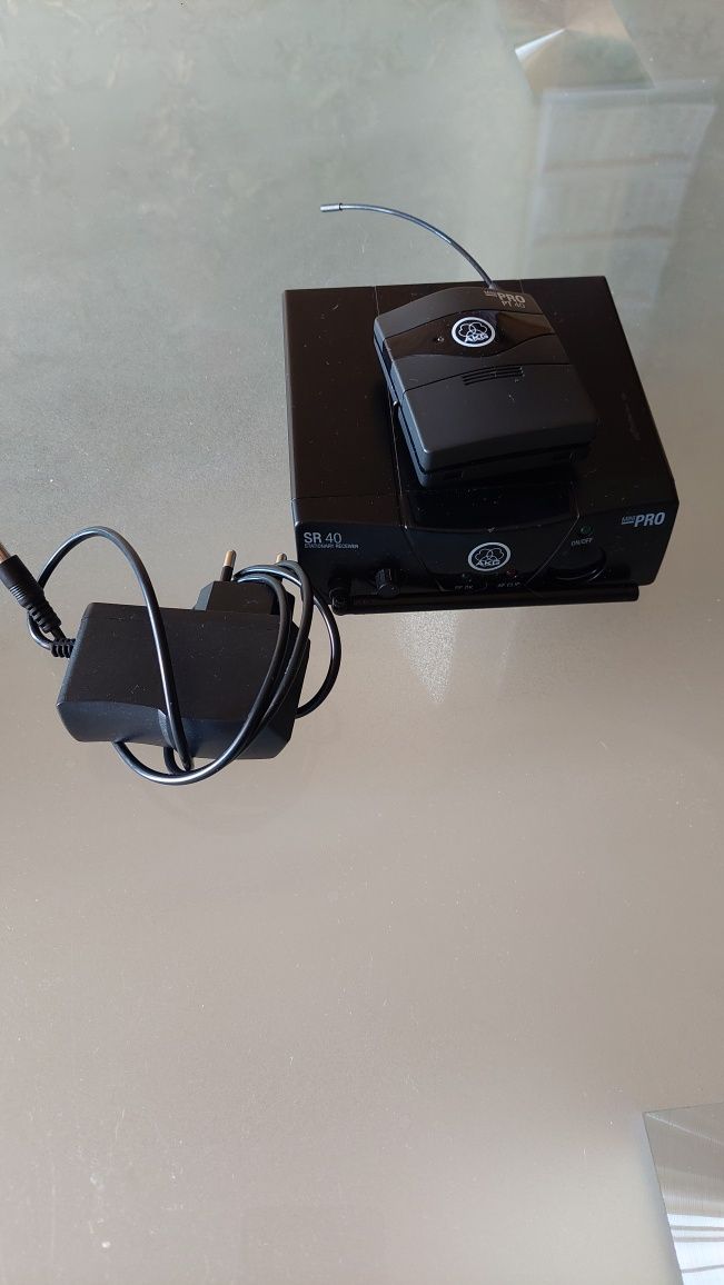 Безжична система ,дистанционно Акг ,AKG! Ново !