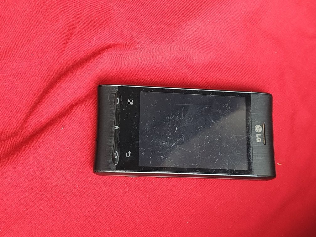 Telefon cu touchscreen