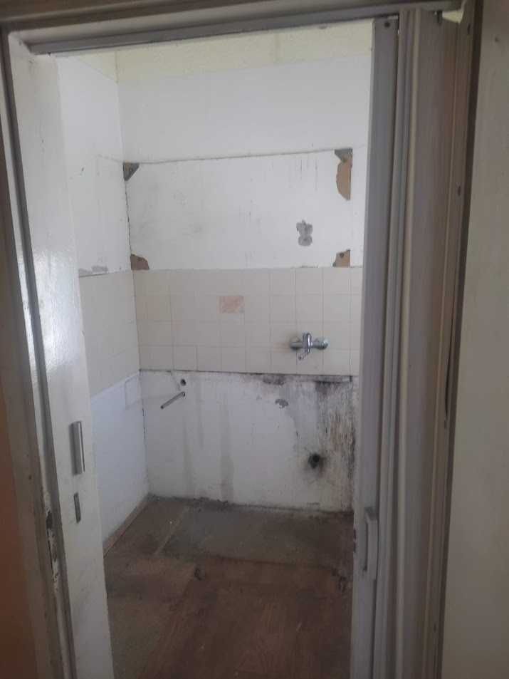 Продавам боксониера 36 кв.м.Пловдив Скобелева Майка зад Еконт