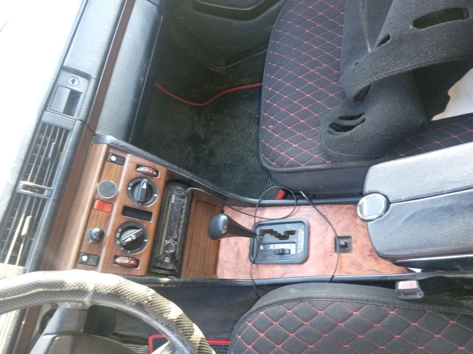 Прадам хорошую машину