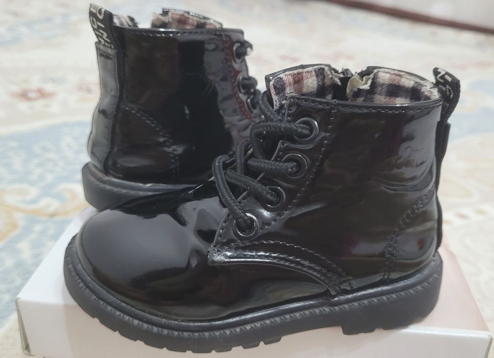 Детские осенние сапоги