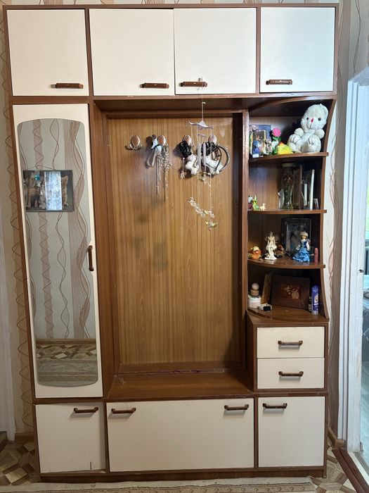 Продаю прихожку