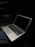 Macbook air 13. 2016.