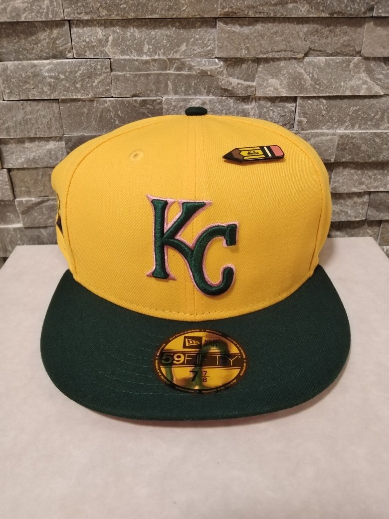 Sapca fitted 7 7/8 New Era MLB Kansas City Royals