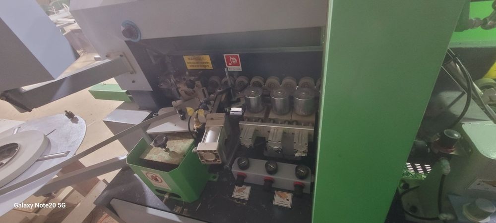 Срочно продается кромка станок, распил станок,  компрессор 100 л,