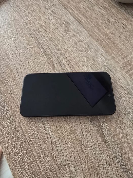 Iphone 15 plus black neverlocked + Airpods4 noise cancelation