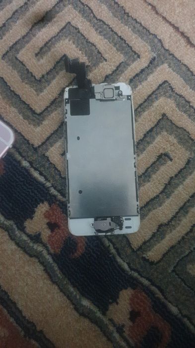 Продам телефоный на запчасти все за 5000тг одам!!
