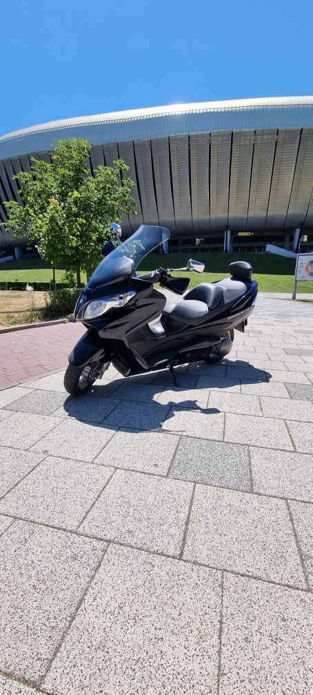 Scuter Suzuki Burgman 400