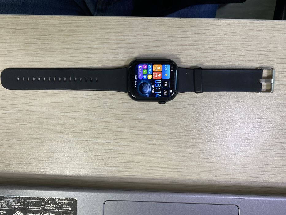 Продам смарт часы/ фитнес часы