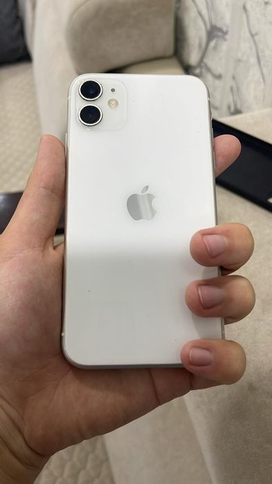 iPhone 11 — отличное состояние, всё работает!