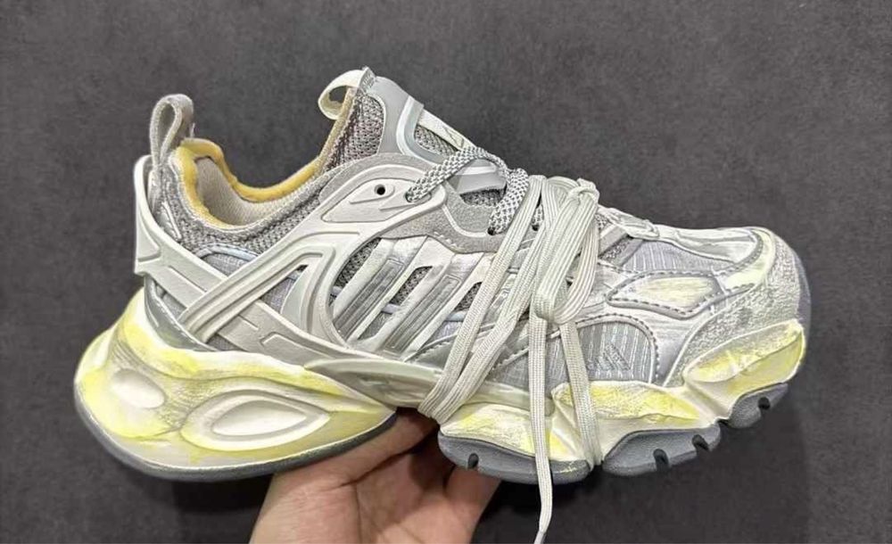 Нови дамски маратонки Adidas XLG Runner Deluxe Grey