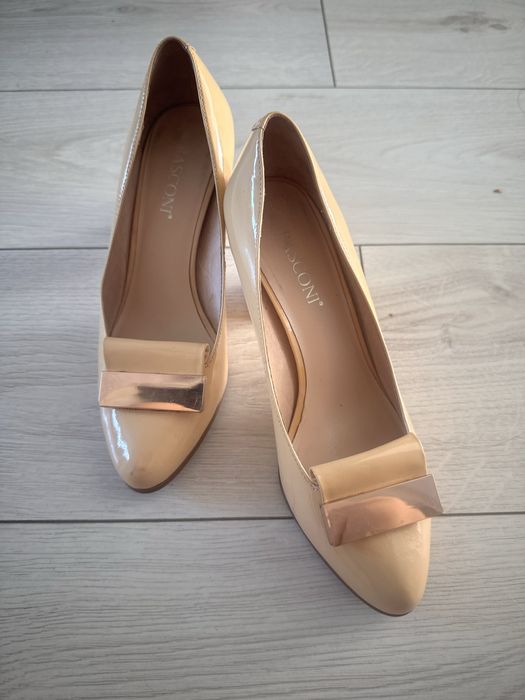 Продам туфли удобные Баскони