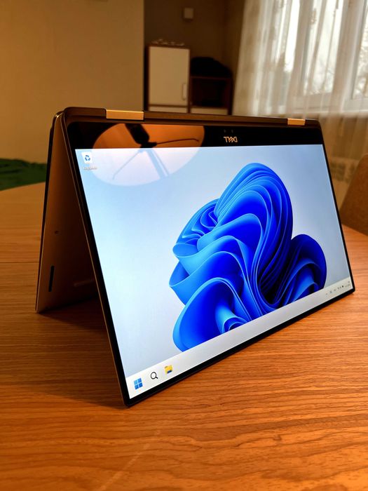 Dell XPS 15" 9575 2-in-1 (i5 8 256)