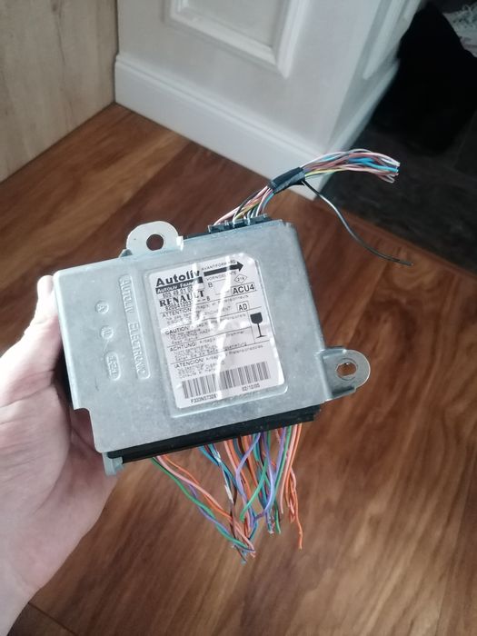 Capotă,termostat,calculator airbag renault megane 2 1.6