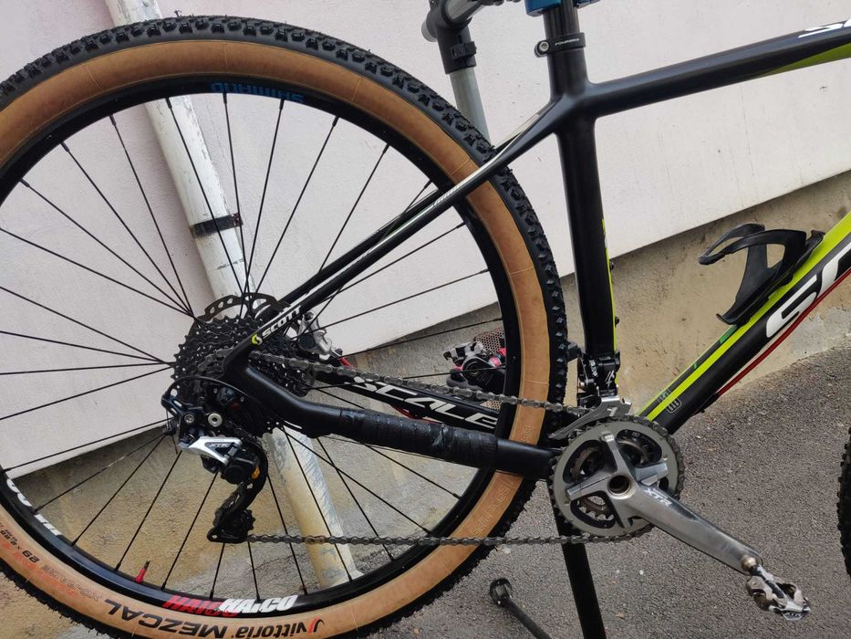 Bicicleta Scott Scale RC