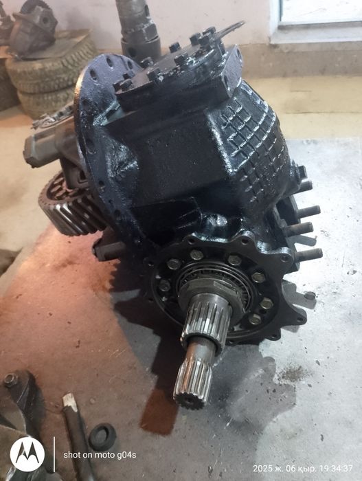 Средни редуктор евро Камаз 49 зуб.