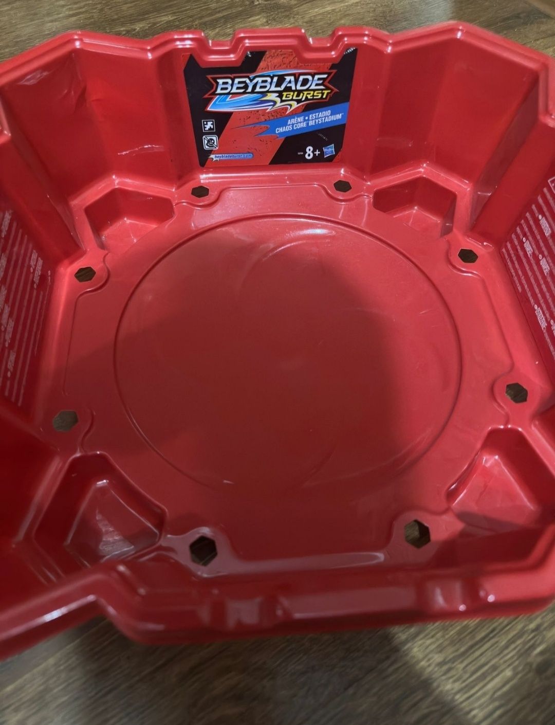 Beyblade волчки,разных сезонов, запускали и арена