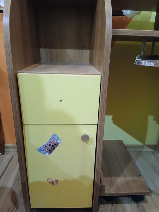 Ъглово бюро (използвано)