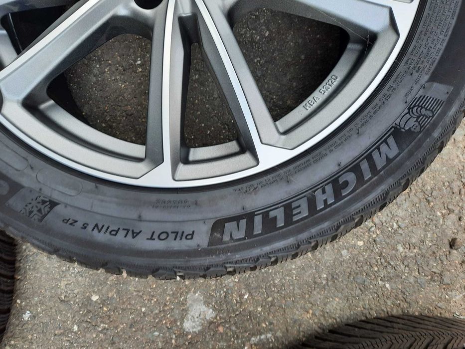 Set Jante AEZ + Anvelope de iarnă Michelin Pilot Alpin 5, 225/50 R17