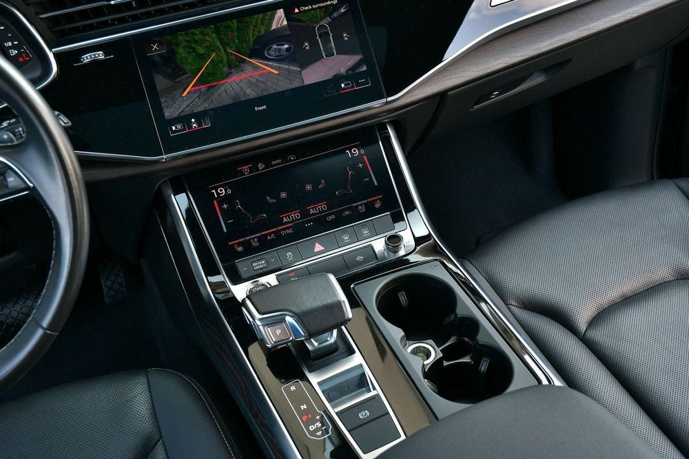 Audi Q8 55 S-Line 2021