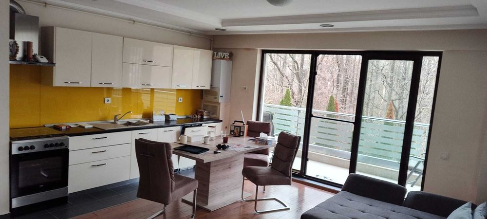 Apartament 3 camere decomandat Pipera priveliste padure