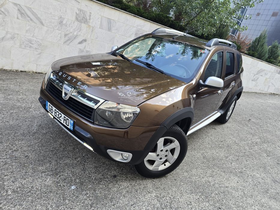 Dacia Duster 4 x 4 / 174.000 km / Prestige / Day light