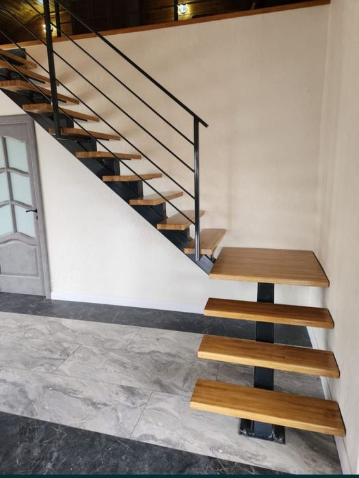 Scara interioara la comanda în toată tara