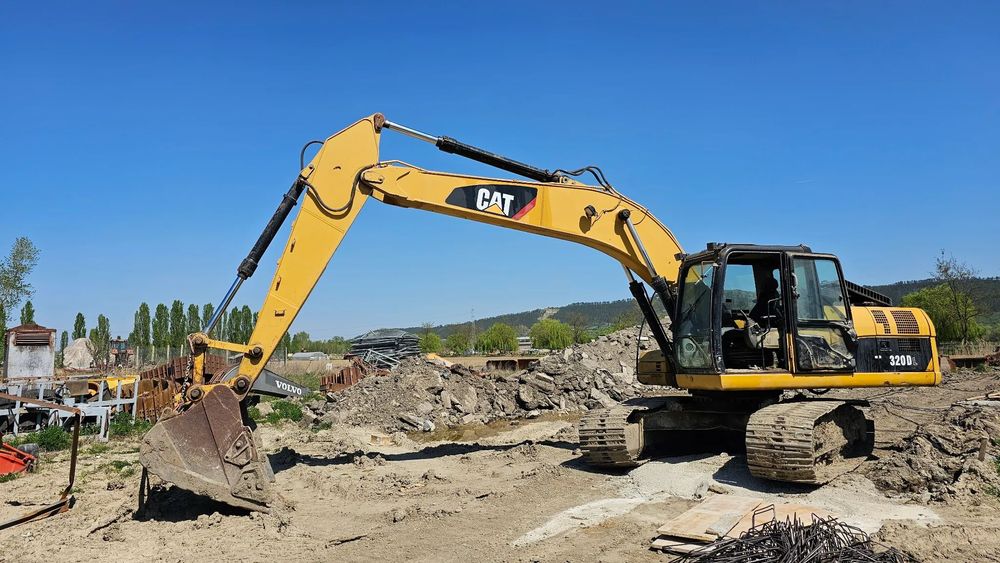 Caterpillar CAT 320 DL Excavator pe șenile