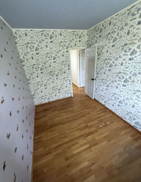 Квартира вторичка 3 х комнатная ц 6