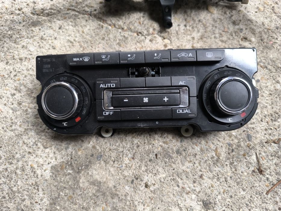 Panou clima Octavia 2 facelift