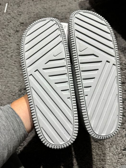 Nou cu etichetă:Șlapi Nike marimea 48.5