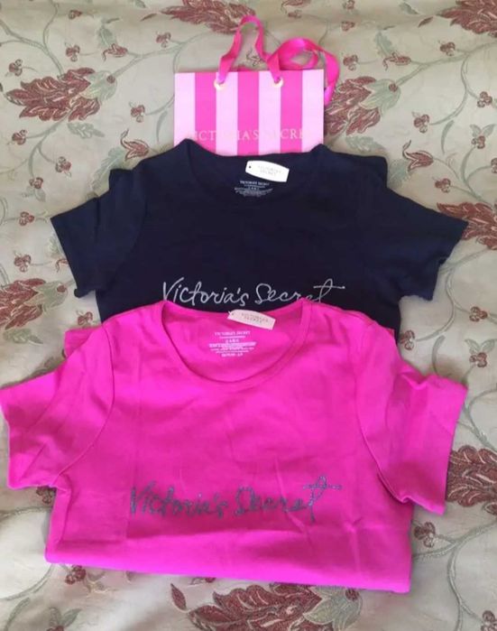 Майки и футболки Victoria's Secret