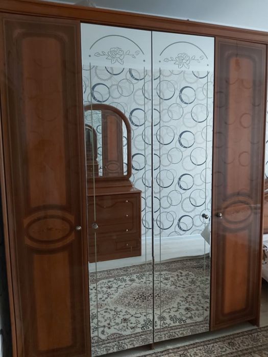 Спальный гарнитур хорошем состояни