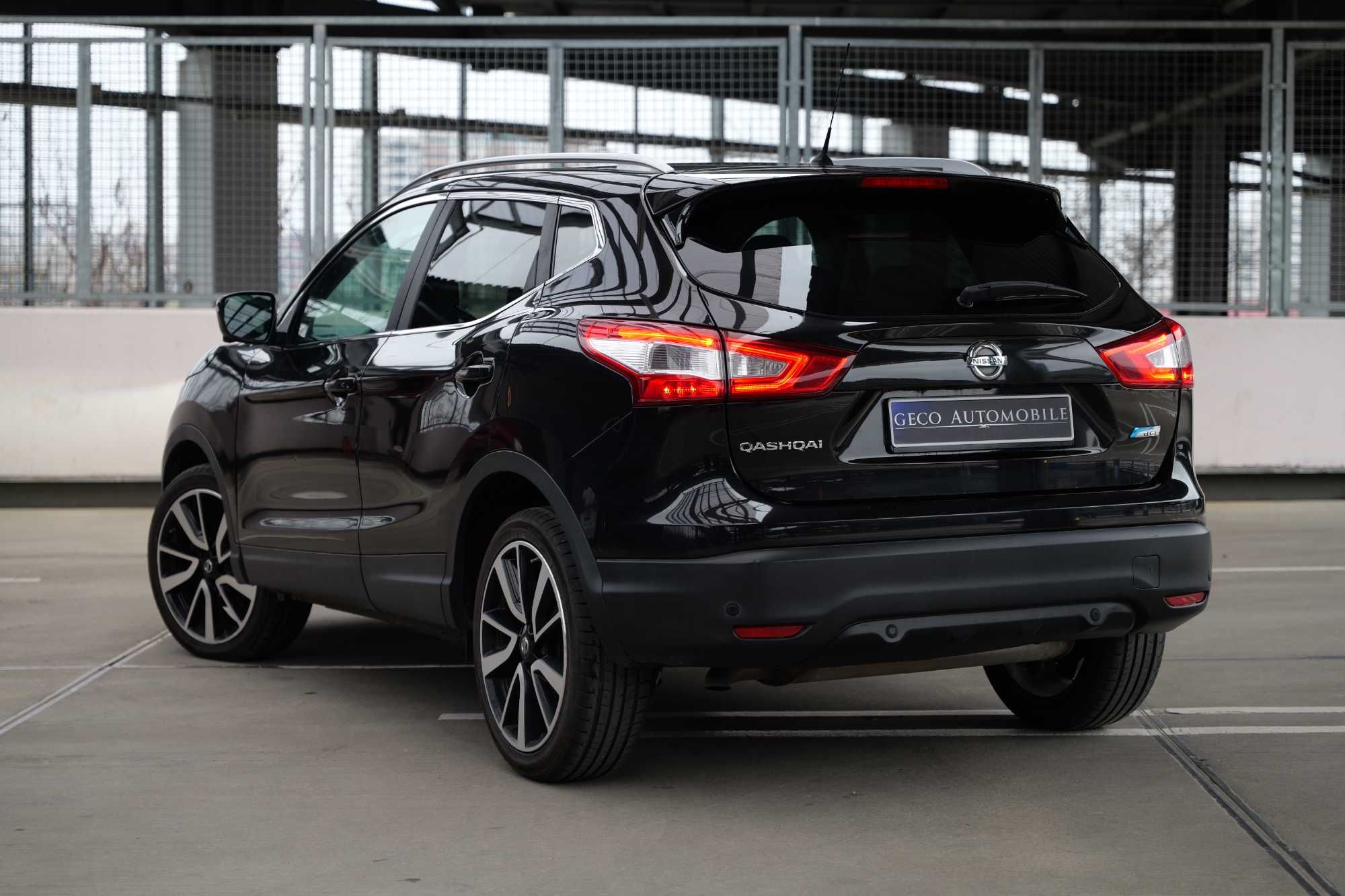 Nissan Qashqai Tekna 2014 dCi Automat / Panoramic / Camere 360
