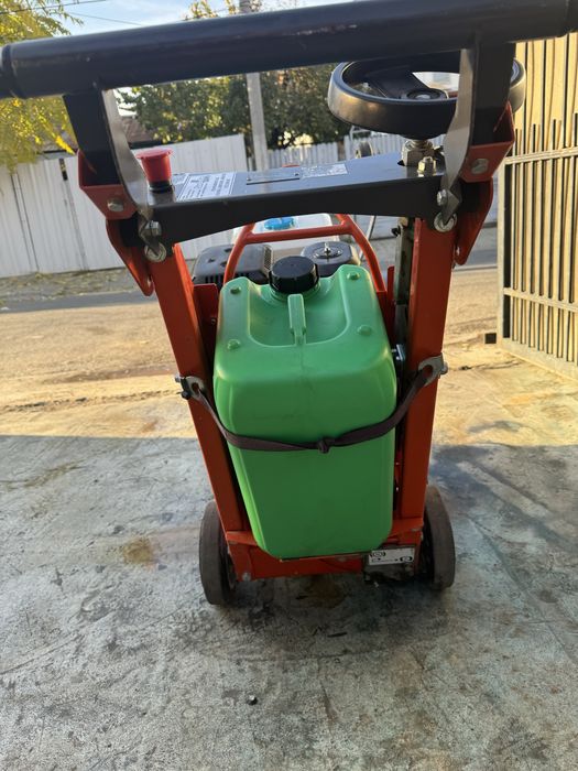Taietor de asfalt Husqvarna 450 mm
